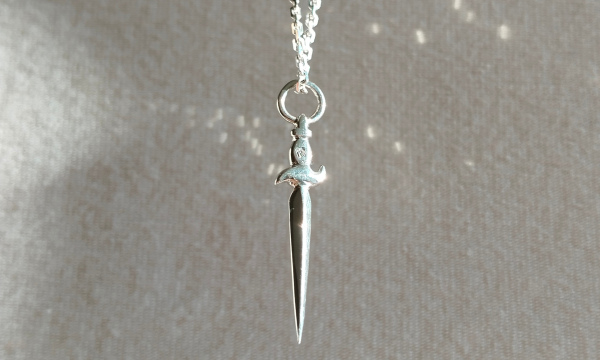 Dagger Anhänger 